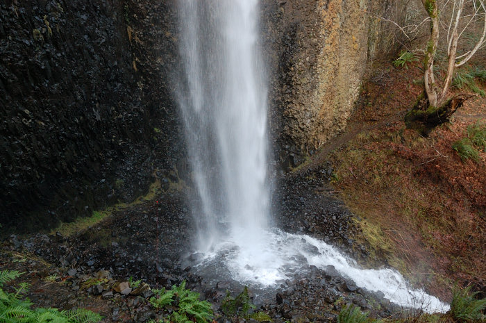 This is my favorite of this trail - you go behind this waterfall. With so much water right now, it was quite a wind&spray, almost felt like going through a car wash!