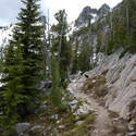 The trail goes by white granite slabs in many places, it certainly reminds the Wallowas